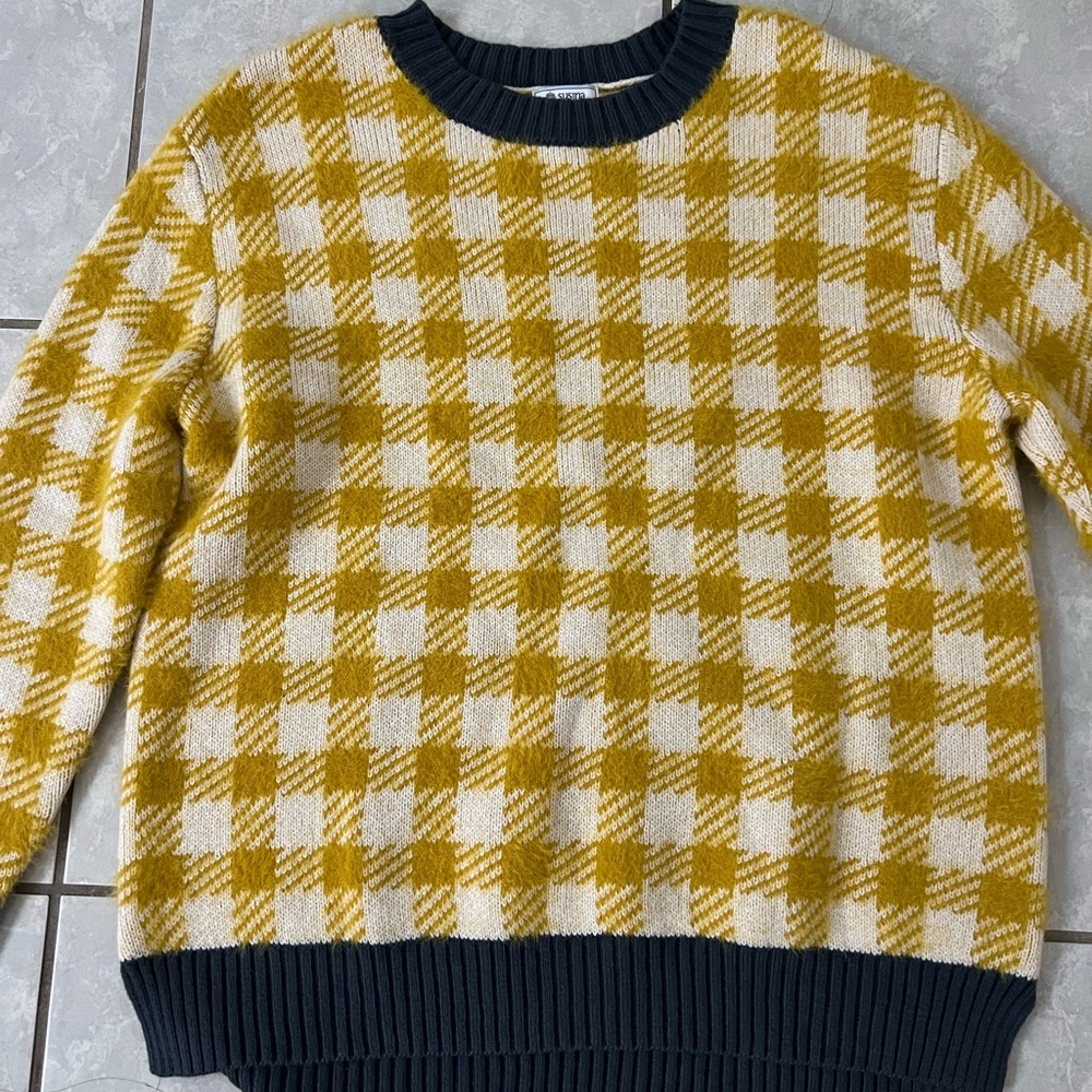 Yellow & Blue Sweater size Medium